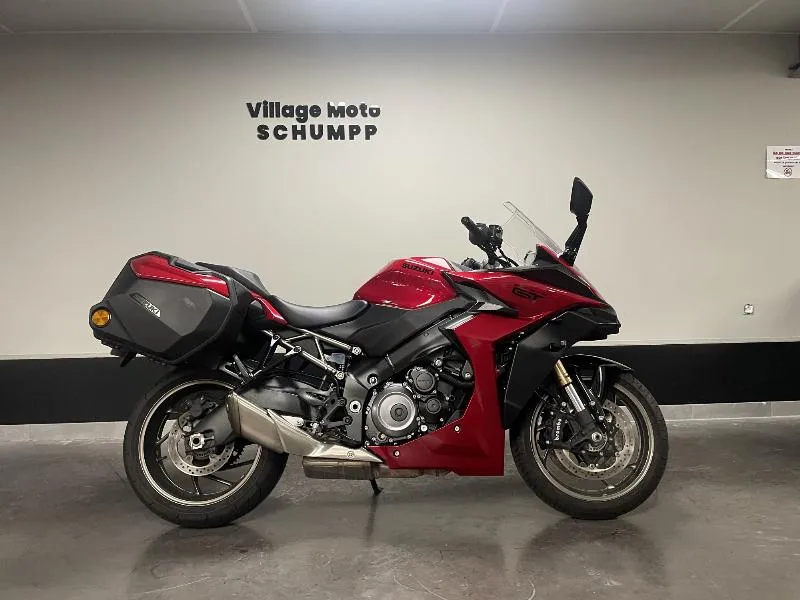 GSXS 1000 GT