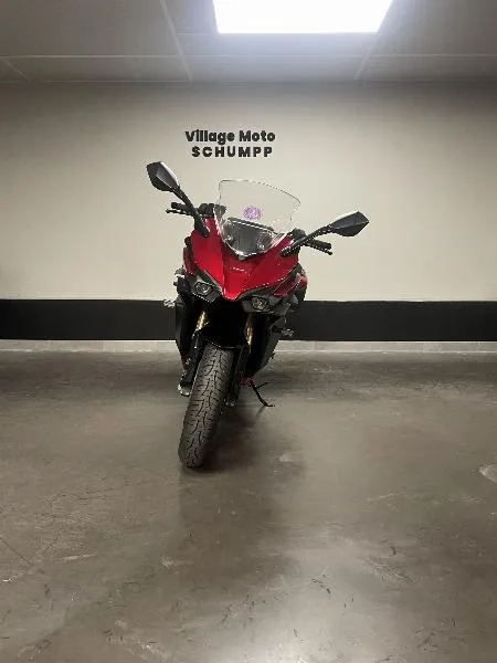 GSXS 1000 GT