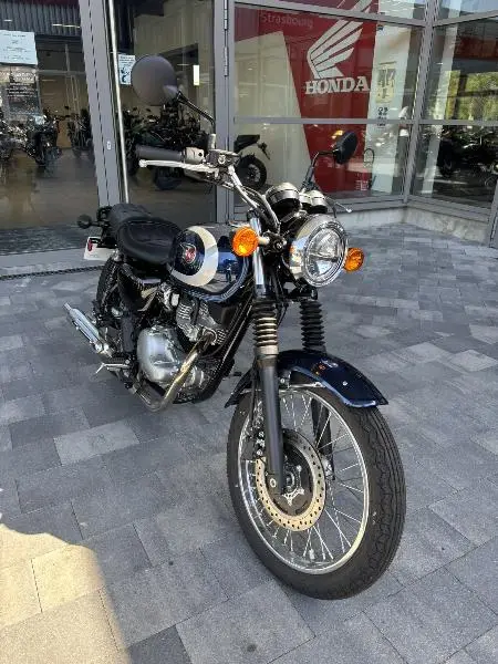 W230