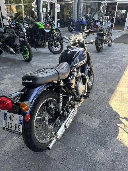W230