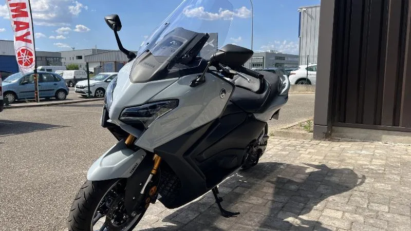 XP TMAX 560 TECH MAX