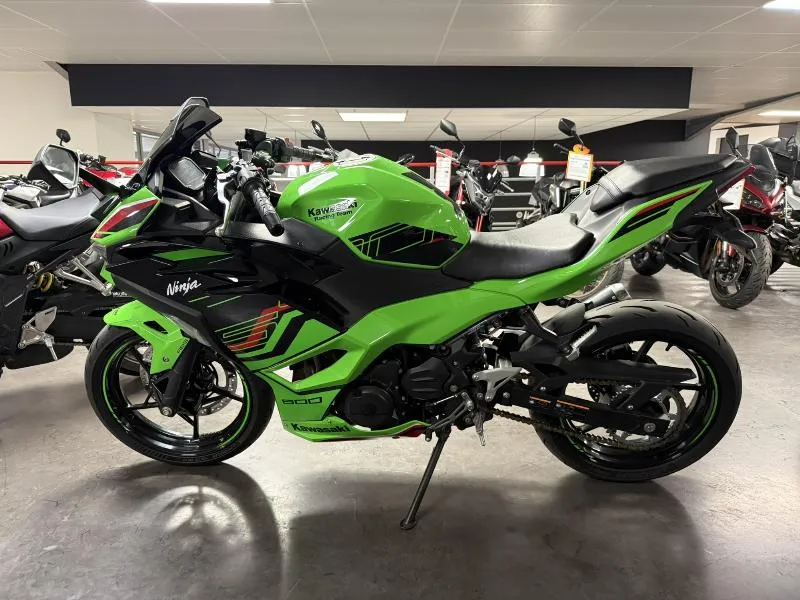 Ninja 500 SE