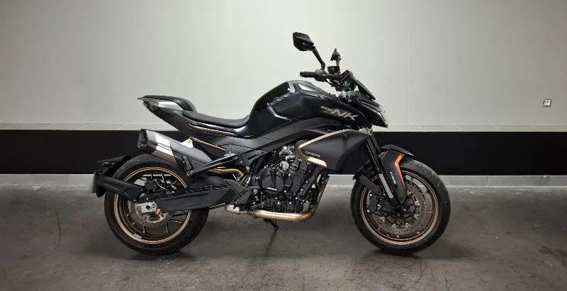 NK 800 SPORT
