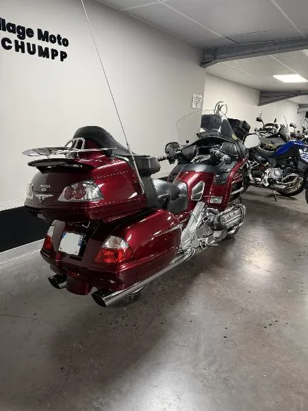 GL 1800 GOLDWING AIR BAG GPS