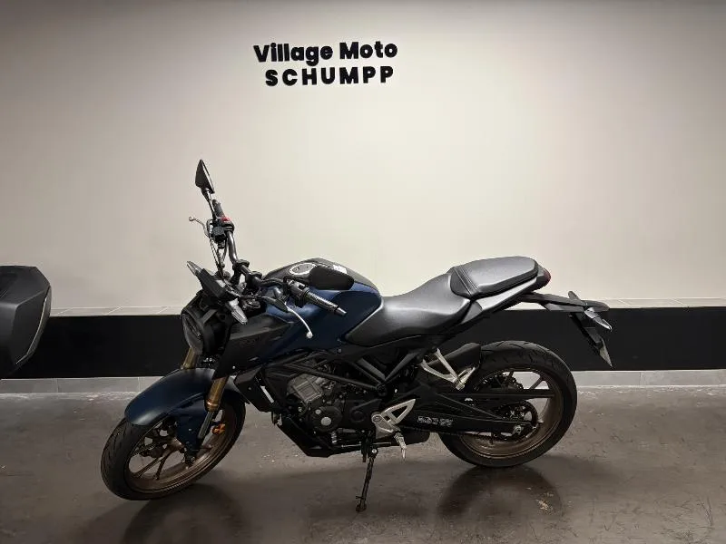 CB 125R Neo Sport Café