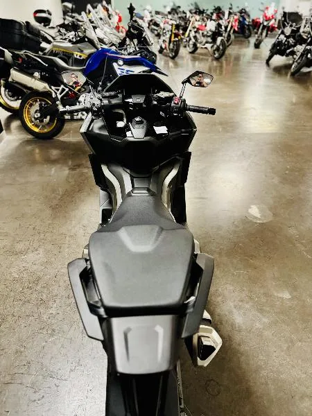 NSS FORZA 750