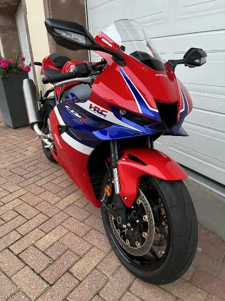 CBR 1000 RR FIREBLADE  HRC
