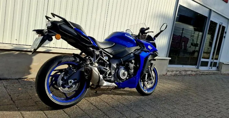 GSXS 1000 GT