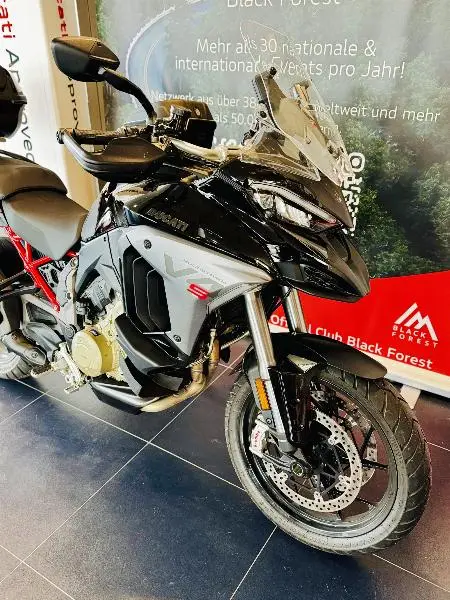 MULTISTRADA V4 S