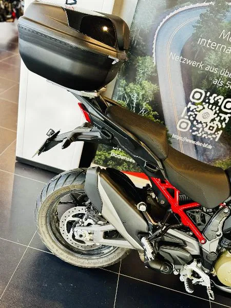 MULTISTRADA V4 S