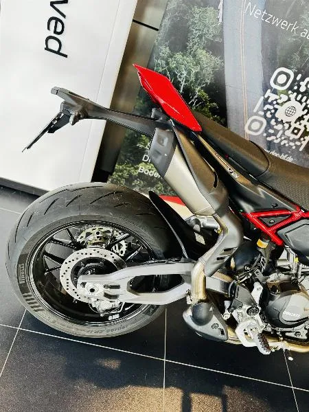 HYPERMOTARD