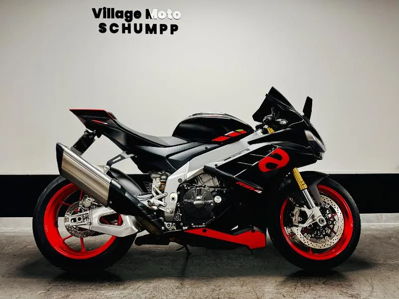 RSV4 1100 RR 2025