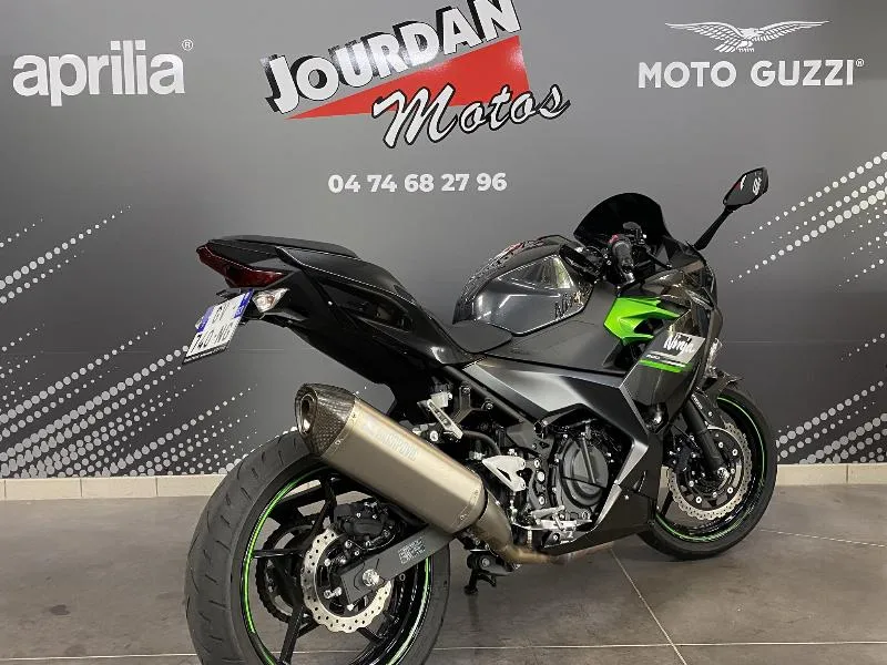 NINJA 400