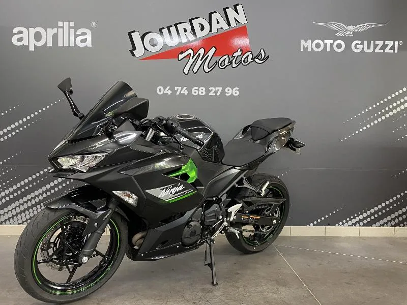 NINJA 400