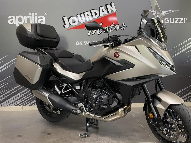 NT 1100 DCT