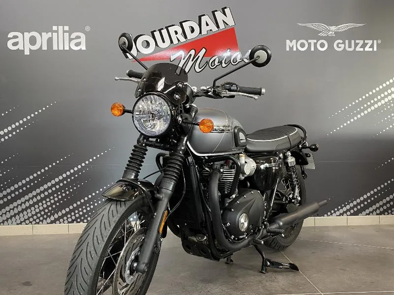 Bonneville T120 Black