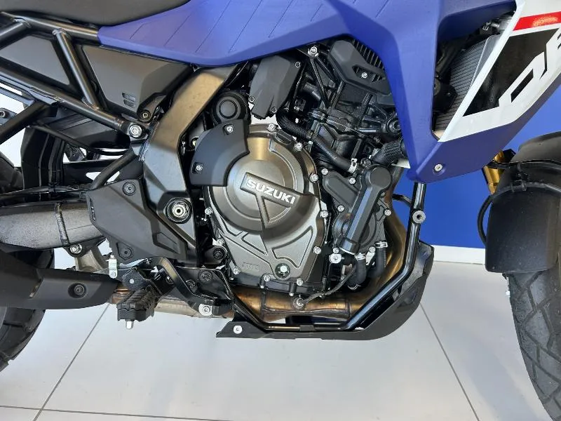 VSTROM 800DE