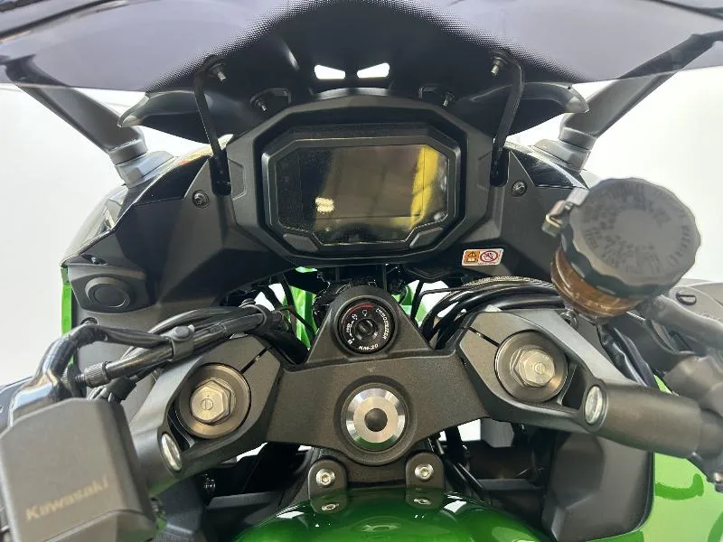 NINJA 1100 SX
