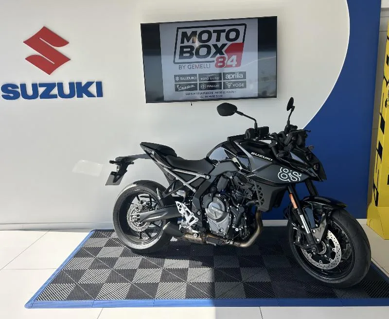 GSX8S A2