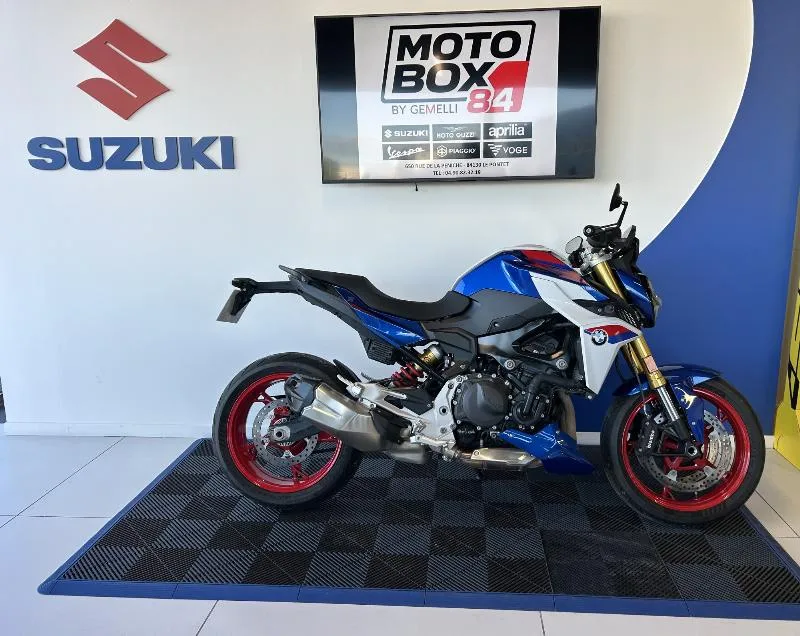 F 900 XR