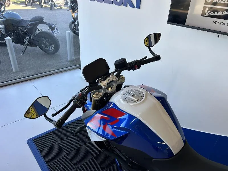 F 900 XR