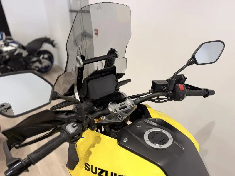 DL VSTROM 1050DE