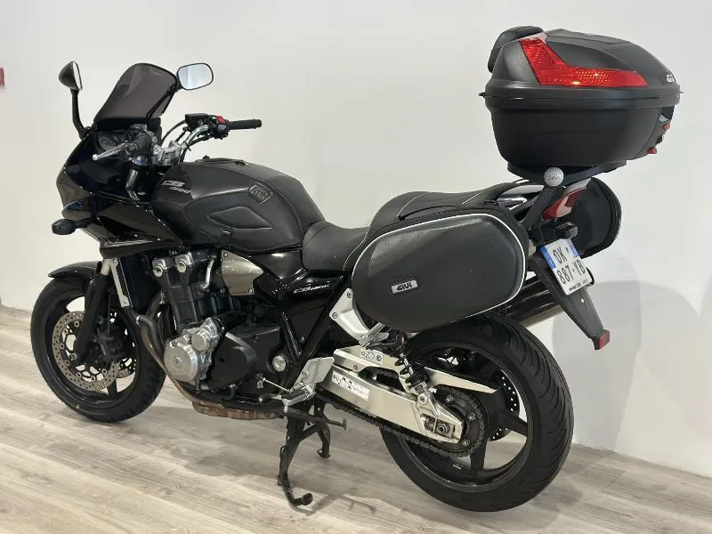 CB 1300 S