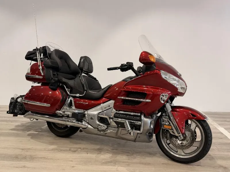 GL1800 GOLDWING