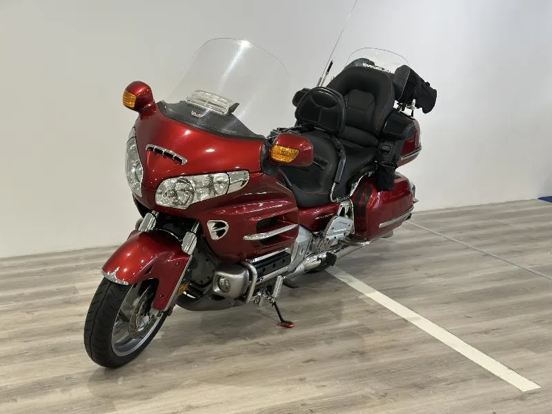 GL1800 GOLDWING