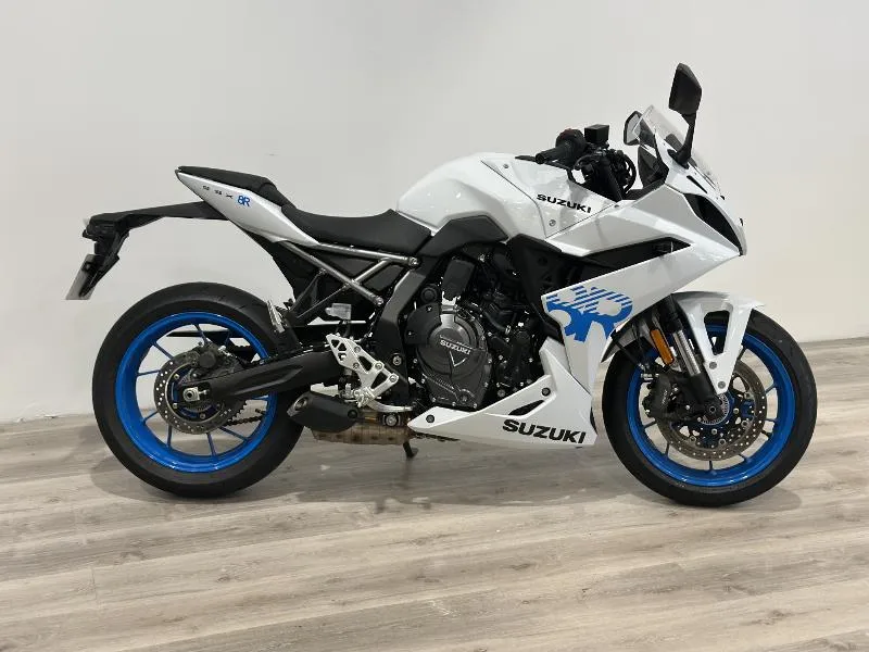 GSX8R
