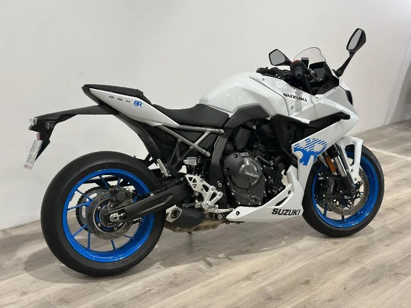 GSX8R