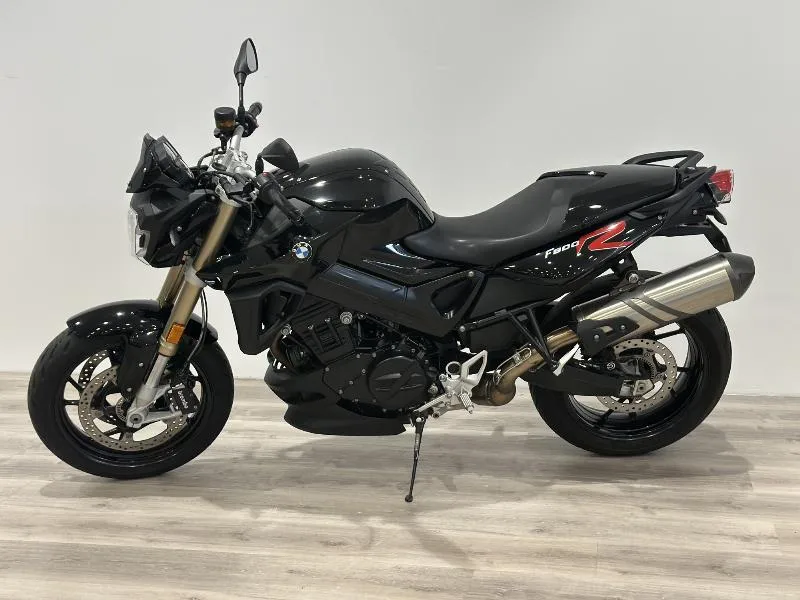 F 800 R