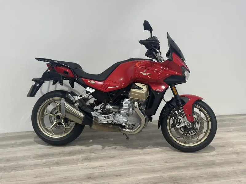 V100  MANDELLO