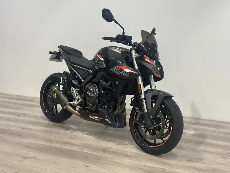 GSX8S A2