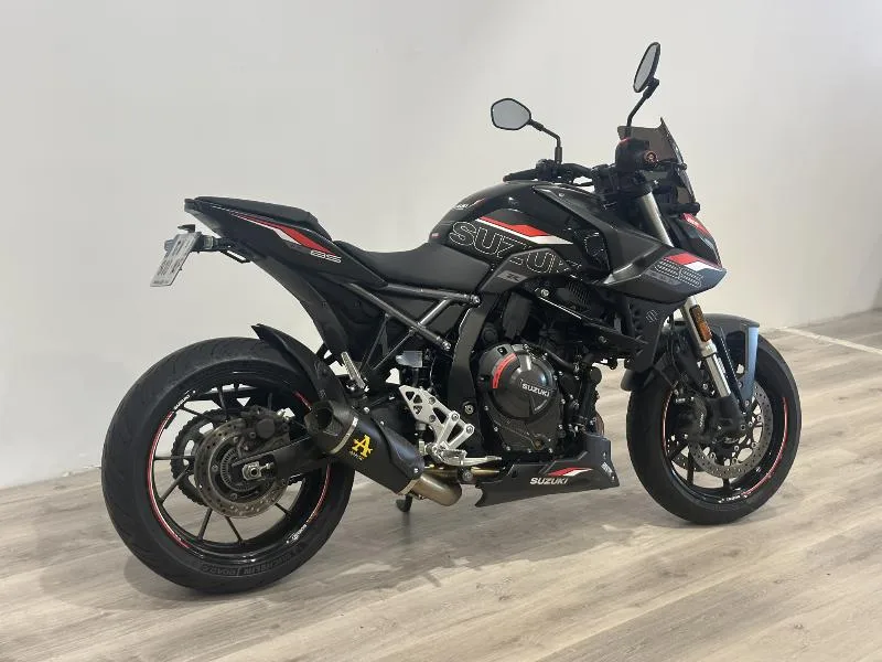 GSX8S A2