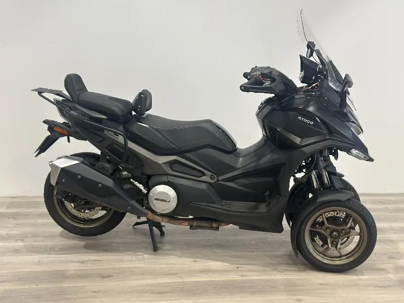 CV3 550