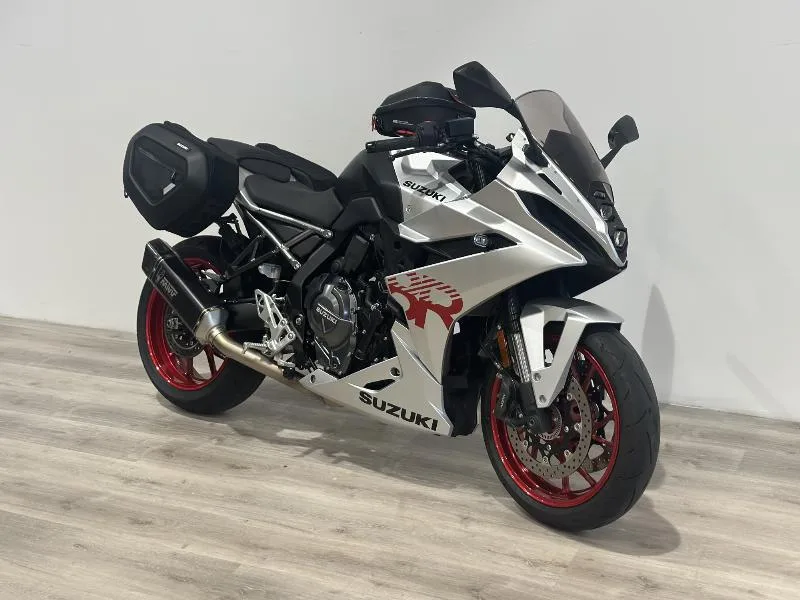 GSX8R 2025