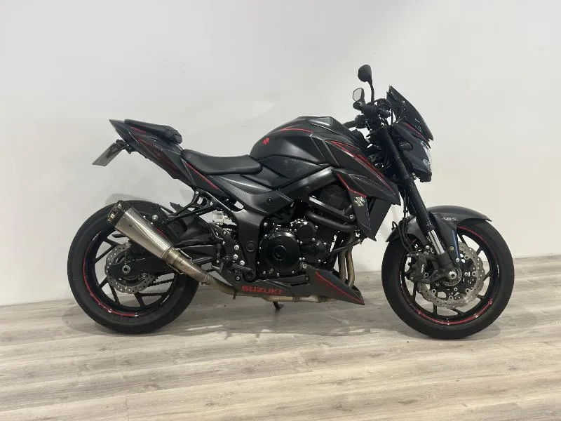 GSXS 750