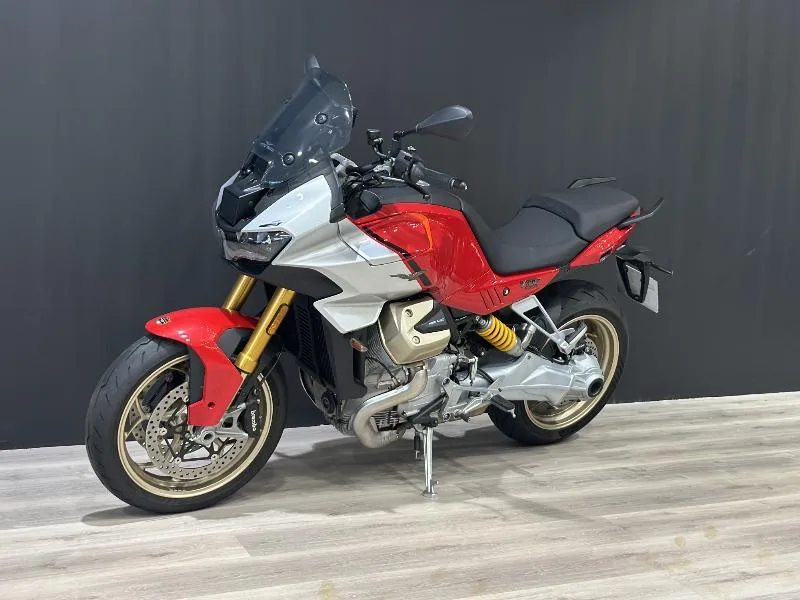 V 100 MANDELLO S