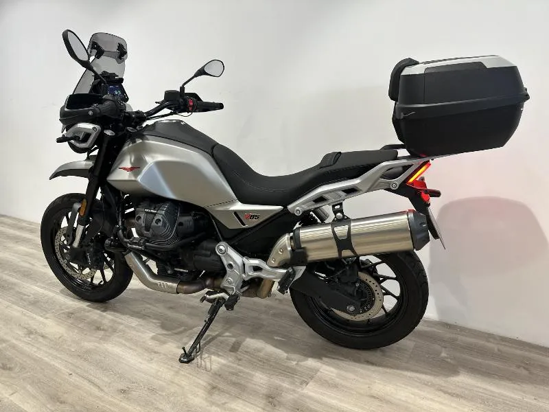 V85TT Strada