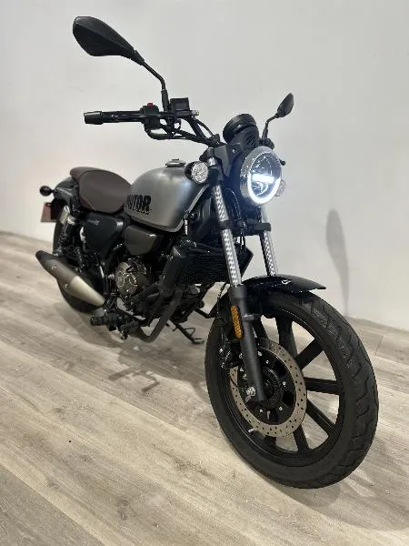 SRV 125