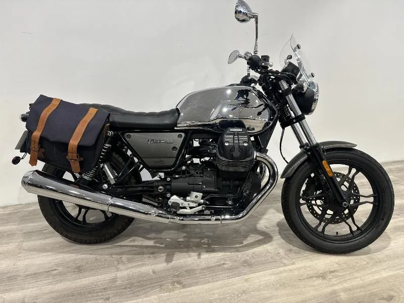 V7 III LIMITED 750