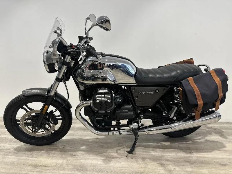 V7 III LIMITED 750