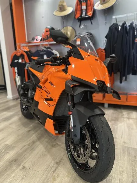 990 RC R