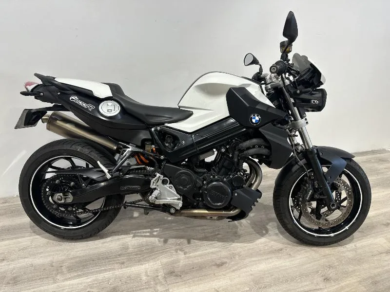 F 800 R