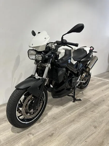 F 800 R