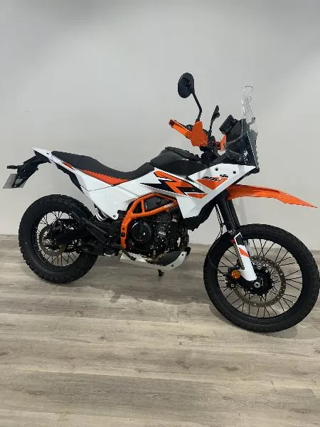 390 ADVENTURE