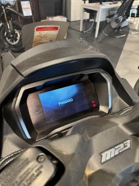 MP3 400 HPE SPORT ABS ASR