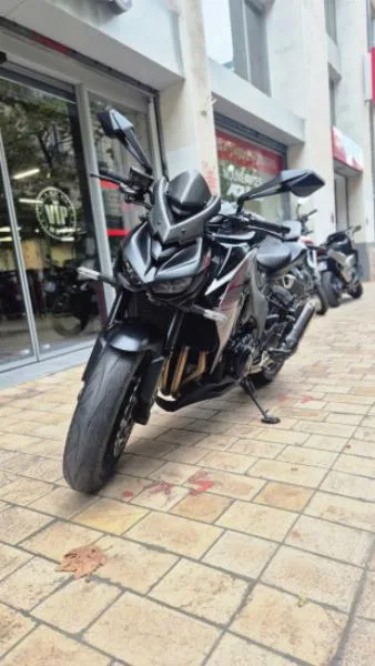 Z1000