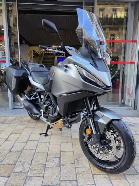 NT1100 DCT